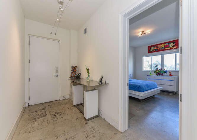 For Sale: $825,000 (2 beds, 2 baths, 2066 Square Feet)