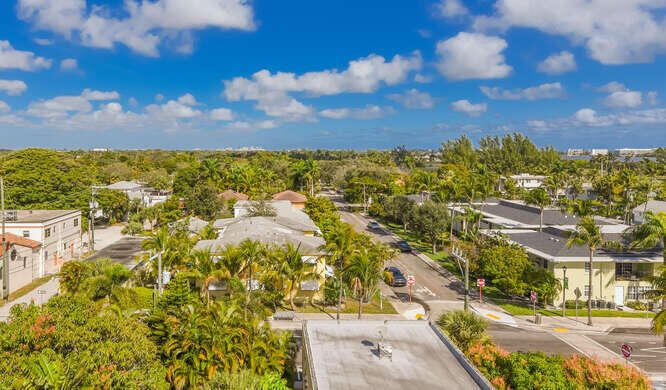 For Sale: $825,000 (2 beds, 2 baths, 2066 Square Feet)