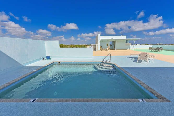 For Sale: $825,000 (2 beds, 2 baths, 2066 Square Feet)