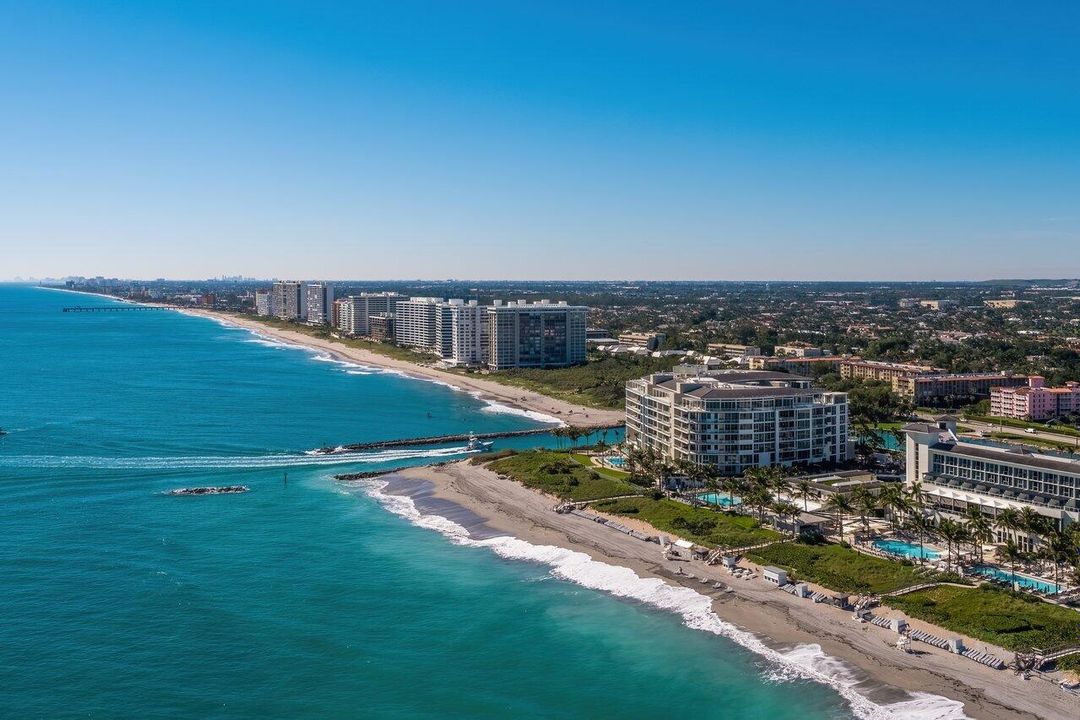 For Sale: $774,900 (3 beds, 2 baths, 1435 Square Feet)