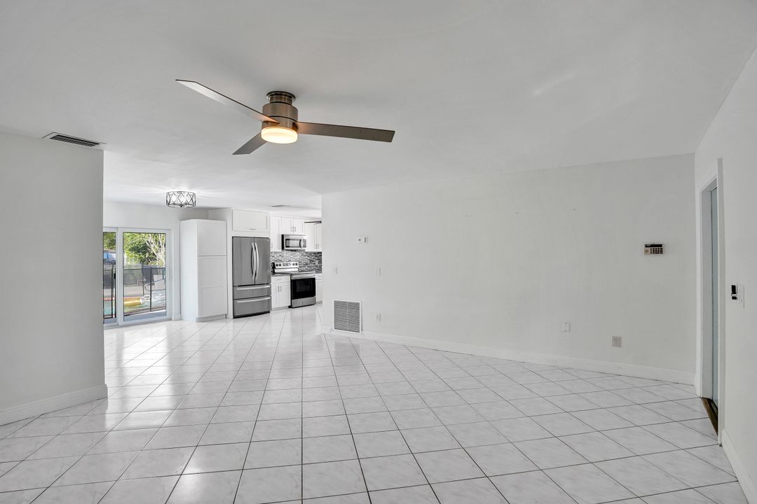 出租: $4,500 (4 贝兹, 2 浴室, 1668 平方英尺)