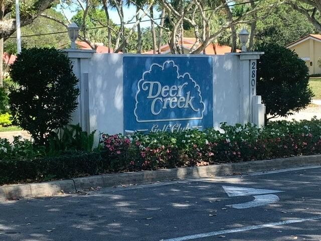 На продажу: $350,000 (2 спален, 2 ванн, 1142 Квадратных фут)