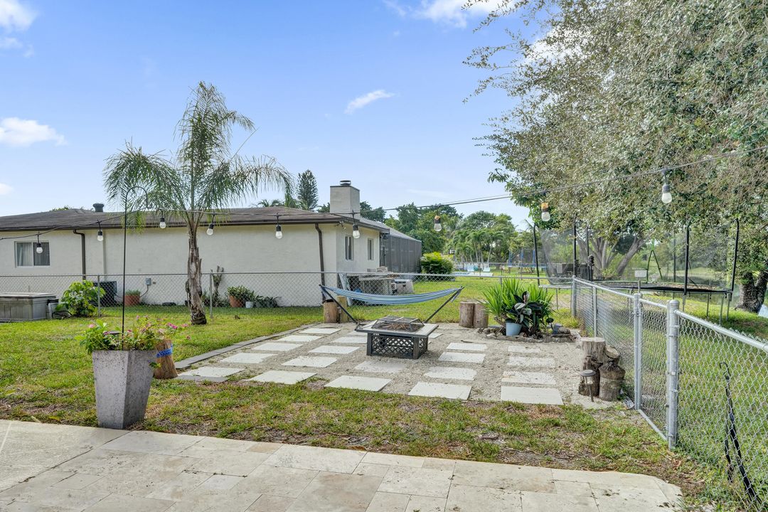 出租: $4,500 (4 贝兹, 2 浴室, 1668 平方英尺)