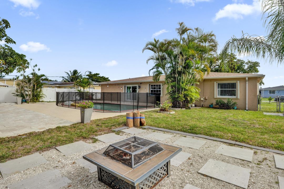 出租: $4,500 (4 贝兹, 2 浴室, 1668 平方英尺)