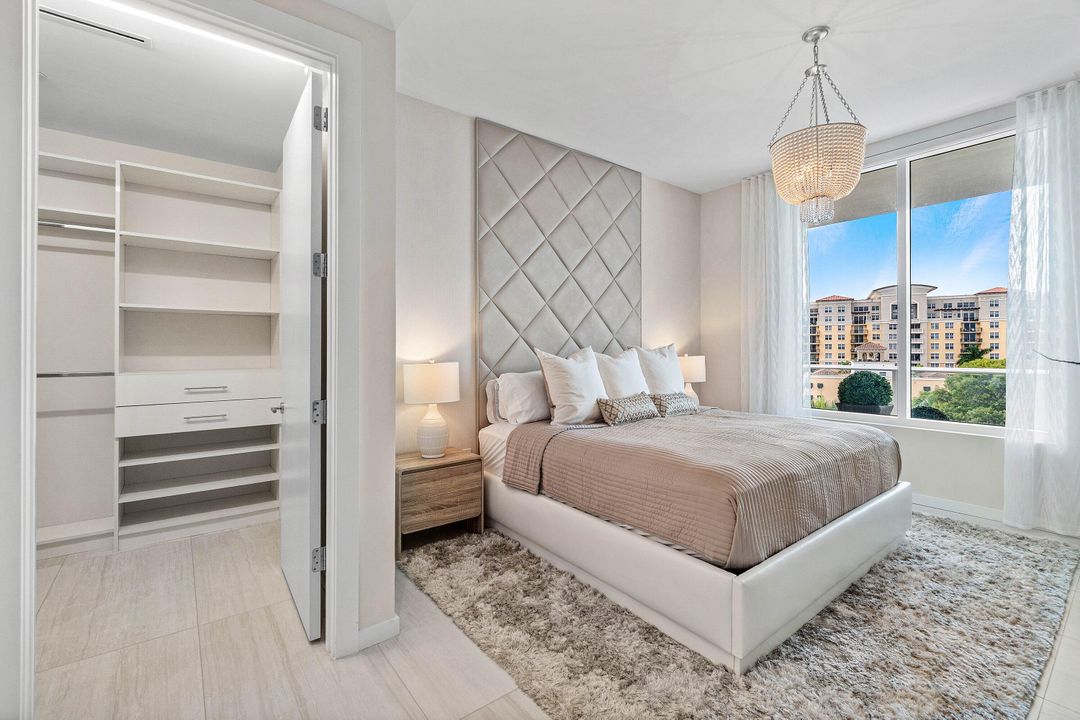 For Sale: $2,650,000 (2 beds, 2 baths, 1792 Square Feet)