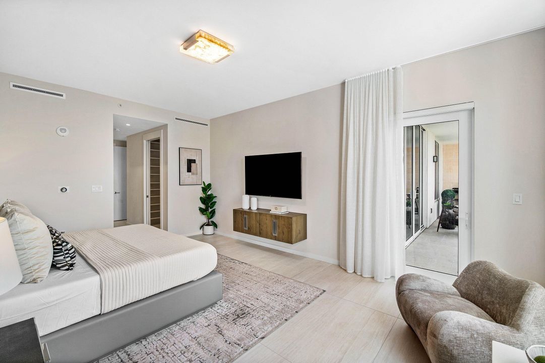 For Sale: $2,650,000 (2 beds, 2 baths, 1792 Square Feet)