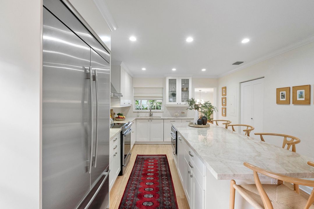 Active With Contract: $1,474,000 (3 beds, 2 baths, 2207 Square Feet)