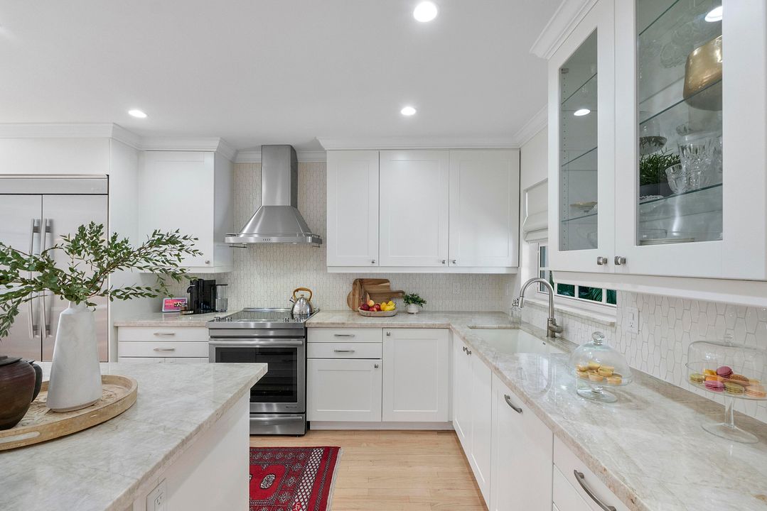 Active With Contract: $1,474,000 (3 beds, 2 baths, 2207 Square Feet)