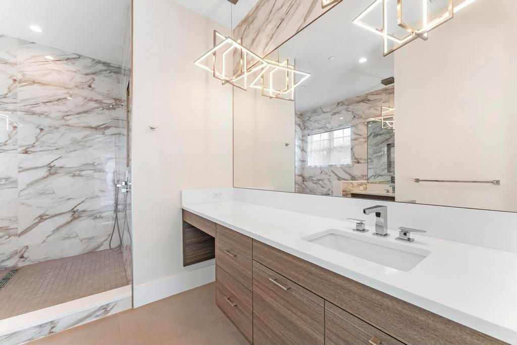 En Venta: $1,150,000 (3 camas, 3 baños, 1771 Pies cuadrados)