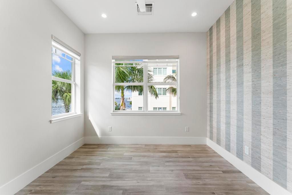 En Venta: $1,150,000 (3 camas, 3 baños, 1771 Pies cuadrados)