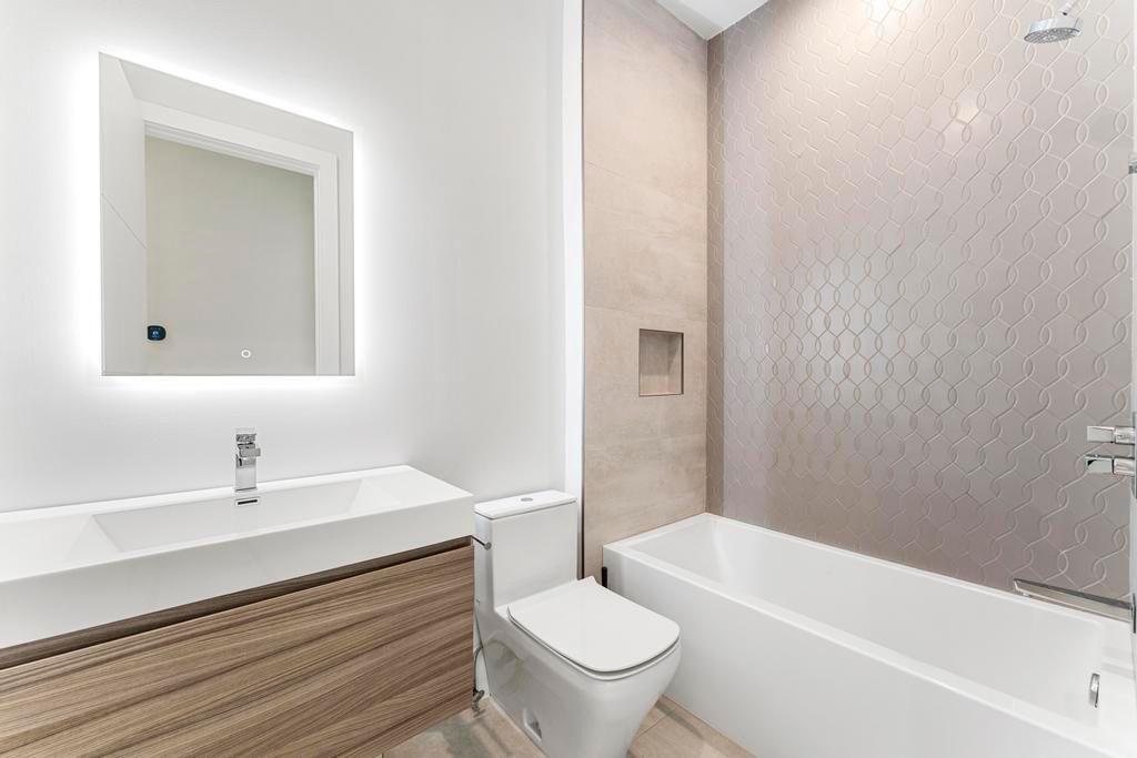 En Venta: $1,150,000 (3 camas, 3 baños, 1771 Pies cuadrados)