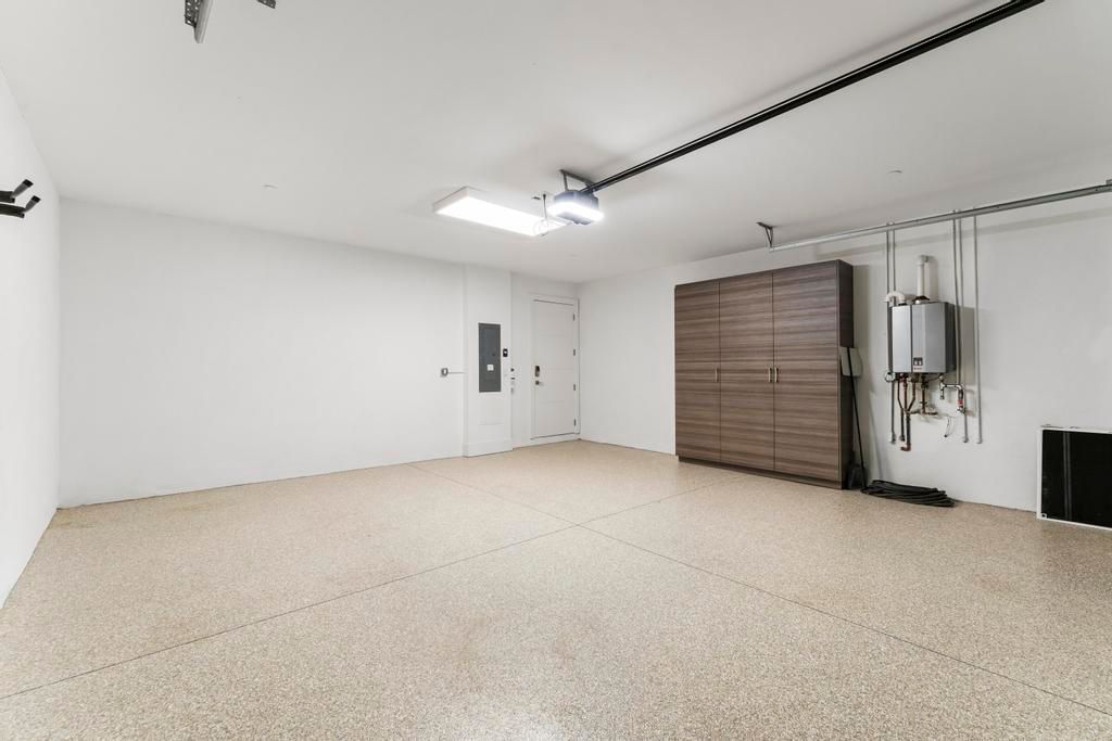 En Venta: $1,150,000 (3 camas, 3 baños, 1771 Pies cuadrados)