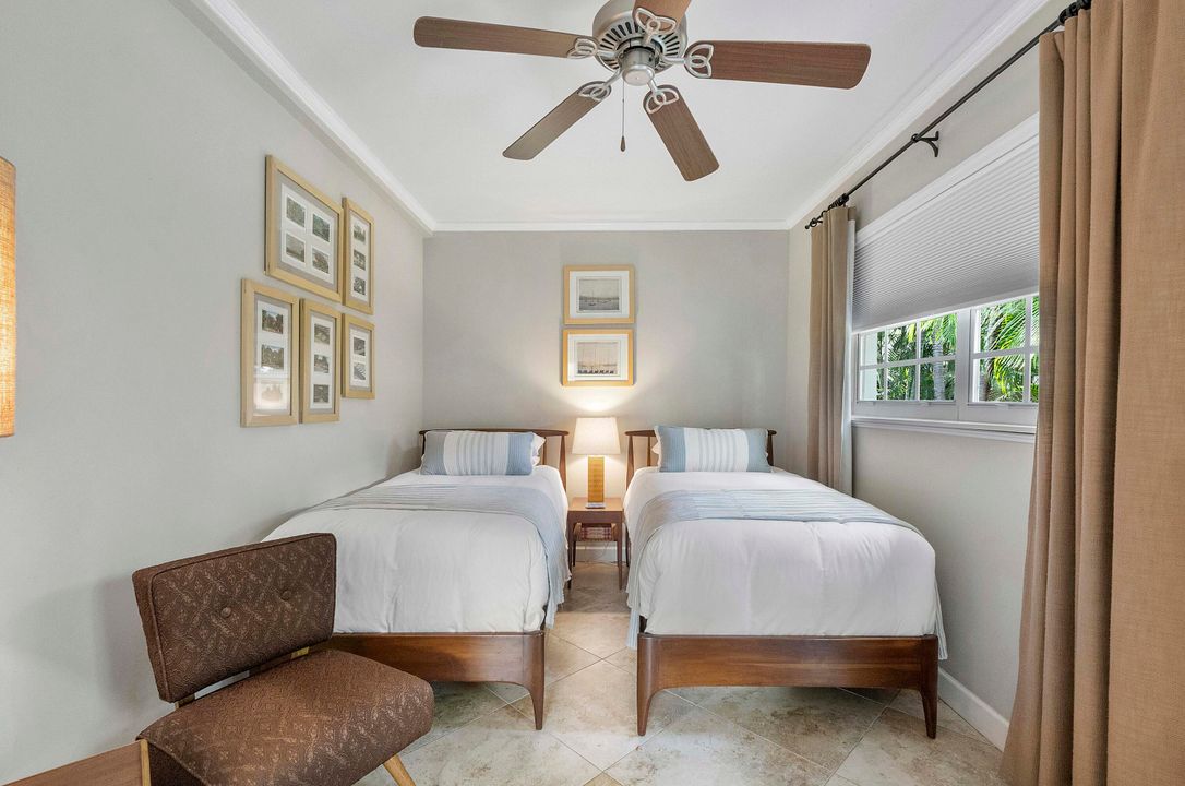 Active With Contract: $1,474,000 (3 beds, 2 baths, 2207 Square Feet)