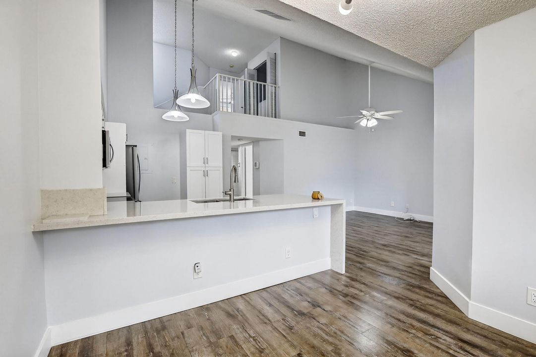 En Venta: $312,500 (2 camas, 2 baños, 1185 Pies cuadrados)