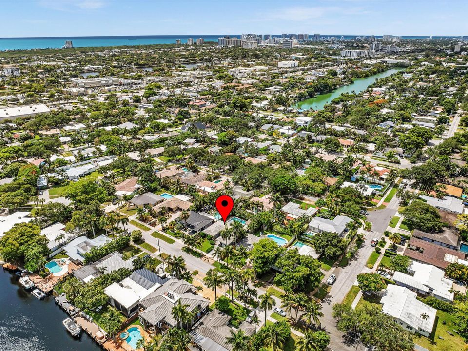 For Rent: $6,250 (4 beds, 2 baths, 2003 Square Feet)