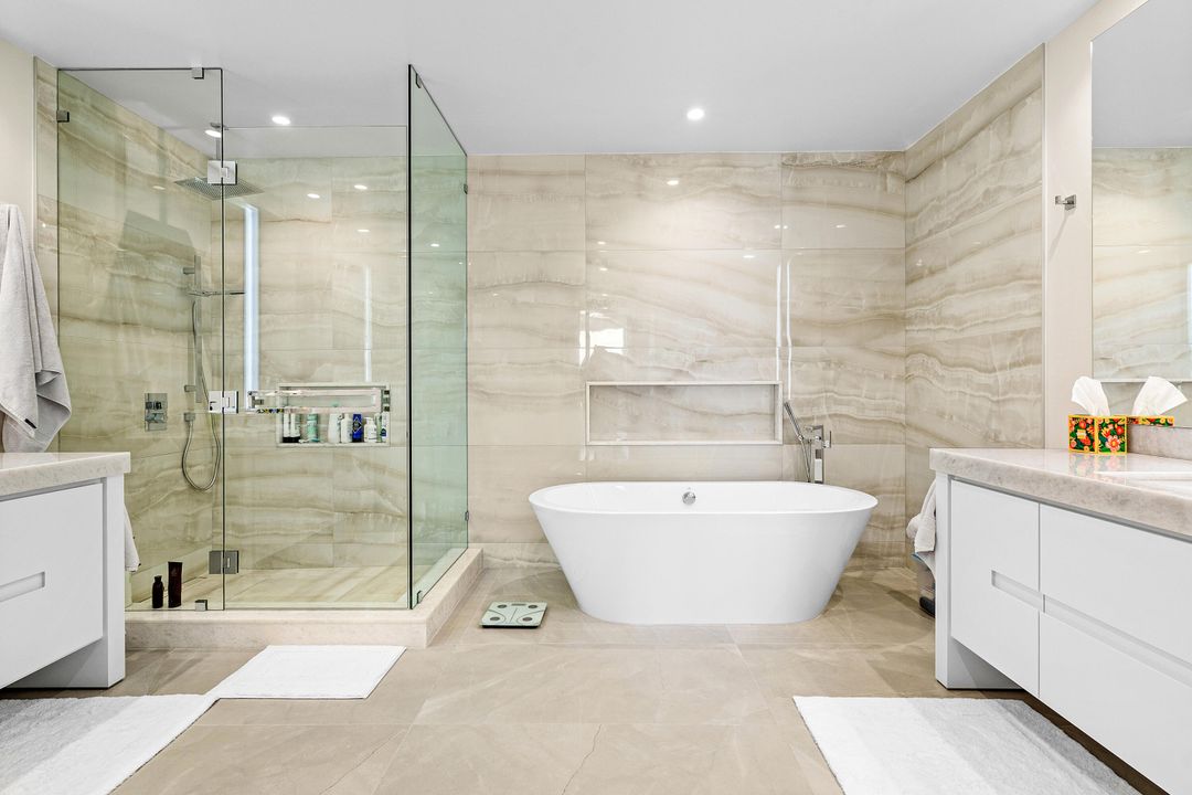 En Renta: $25,000 (3 camas, 3 baños, 2621 Pies cuadrados)