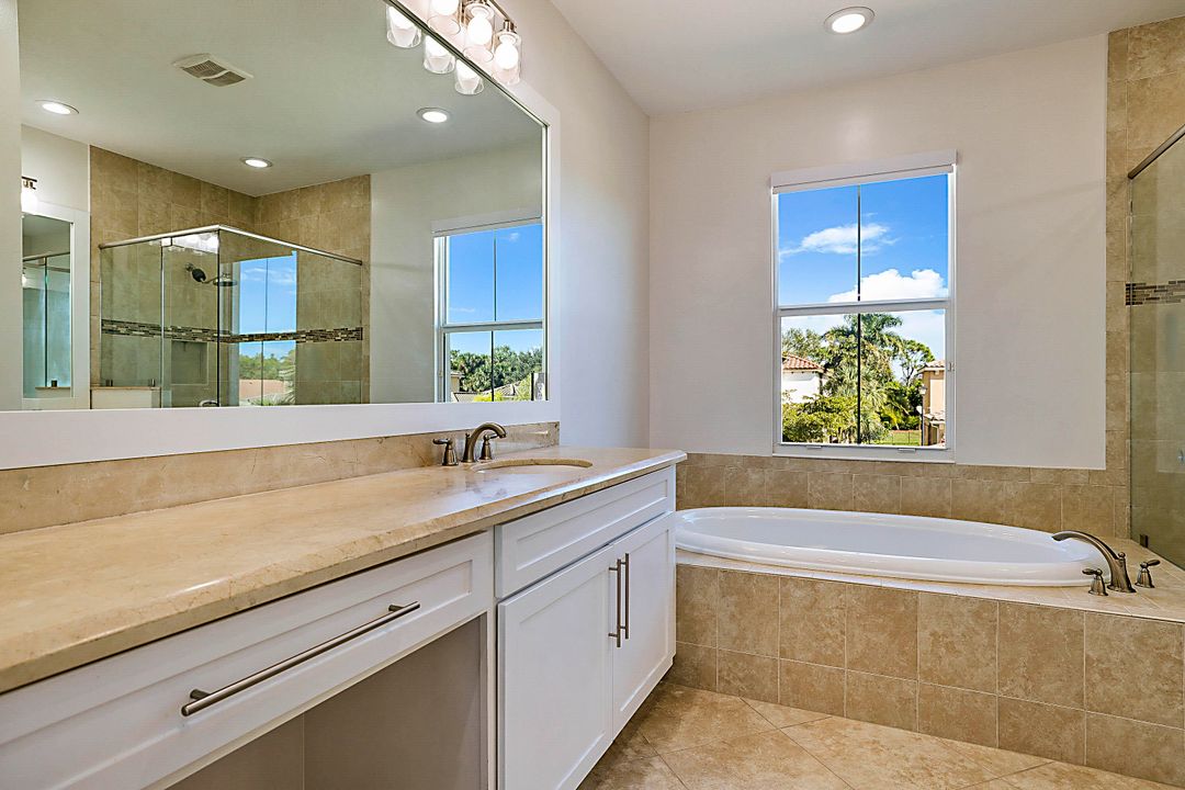 Active With Contract: $679,000 (3 beds, 3 baths, 2135 Square Feet)