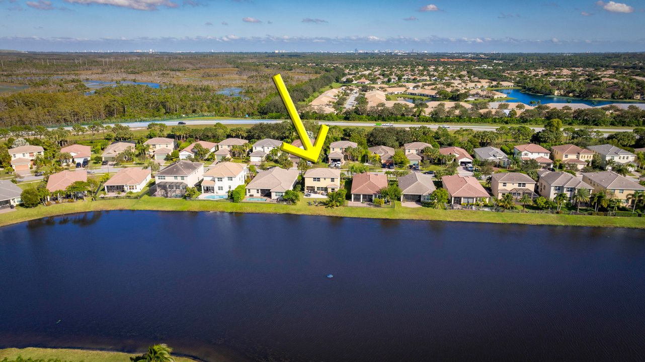 Active With Contract: $679,000 (3 beds, 3 baths, 2135 Square Feet)