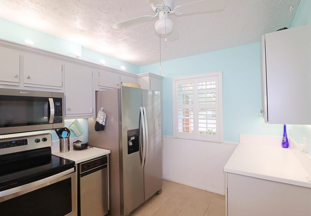 В аренду: $1,200 (2 спален, 2 ванн, 1242 Квадратных фут)