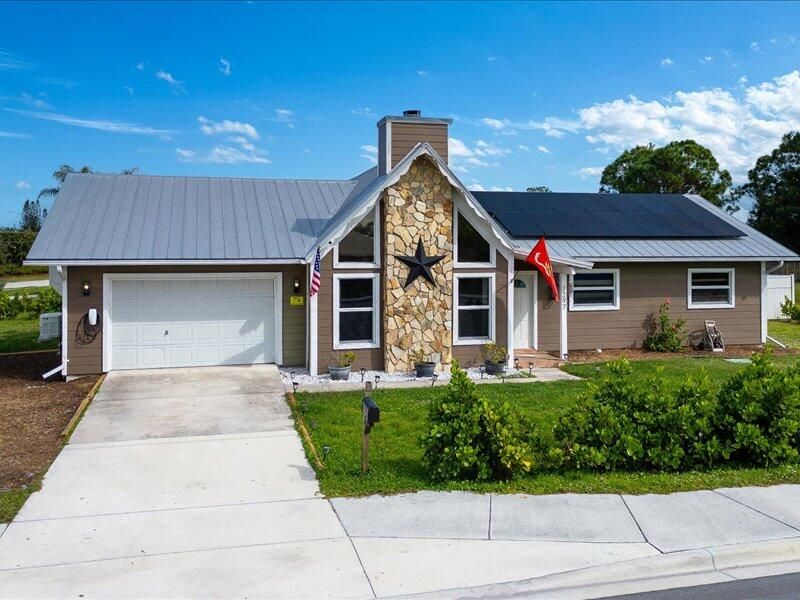 For Rent: $3,600 (4 beds, 2 baths, 1750 Square Feet)