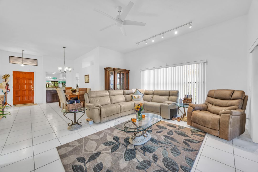 待售: $500,000 (2 贝兹, 2 浴室, 1612 平方英尺)