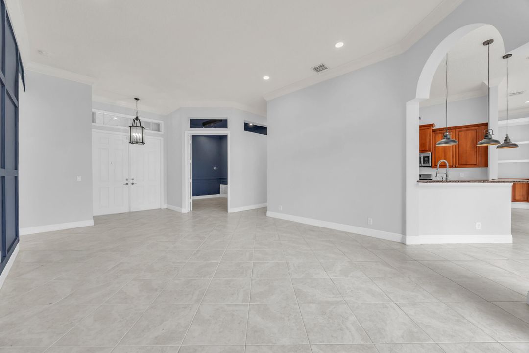 Active With Contract: $450,000 (3 beds, 2 baths, 2489 Square Feet)