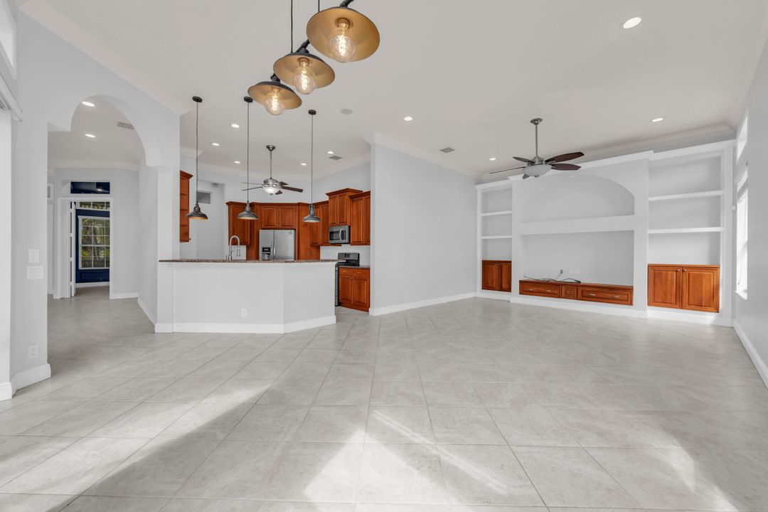 Active With Contract: $450,000 (3 beds, 2 baths, 2489 Square Feet)