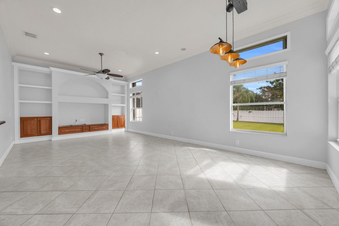 Active With Contract: $450,000 (3 beds, 2 baths, 2489 Square Feet)