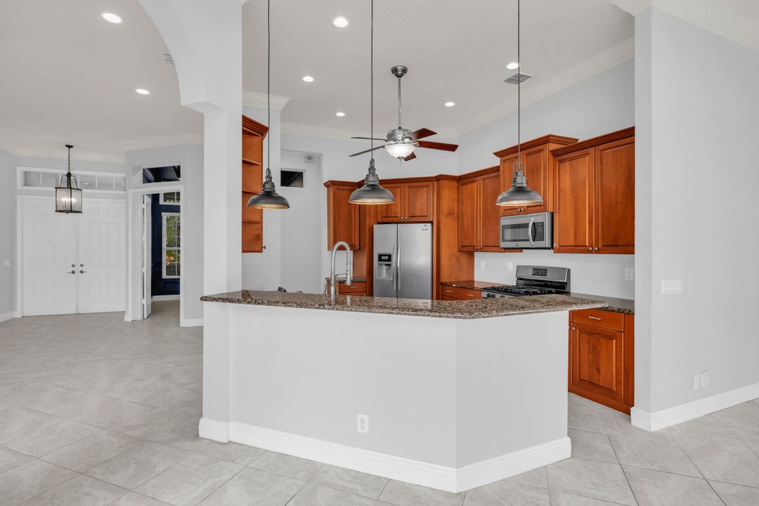 Active With Contract: $450,000 (3 beds, 2 baths, 2489 Square Feet)