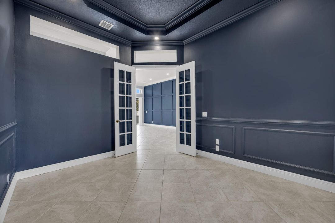 Active With Contract: $450,000 (3 beds, 2 baths, 2489 Square Feet)