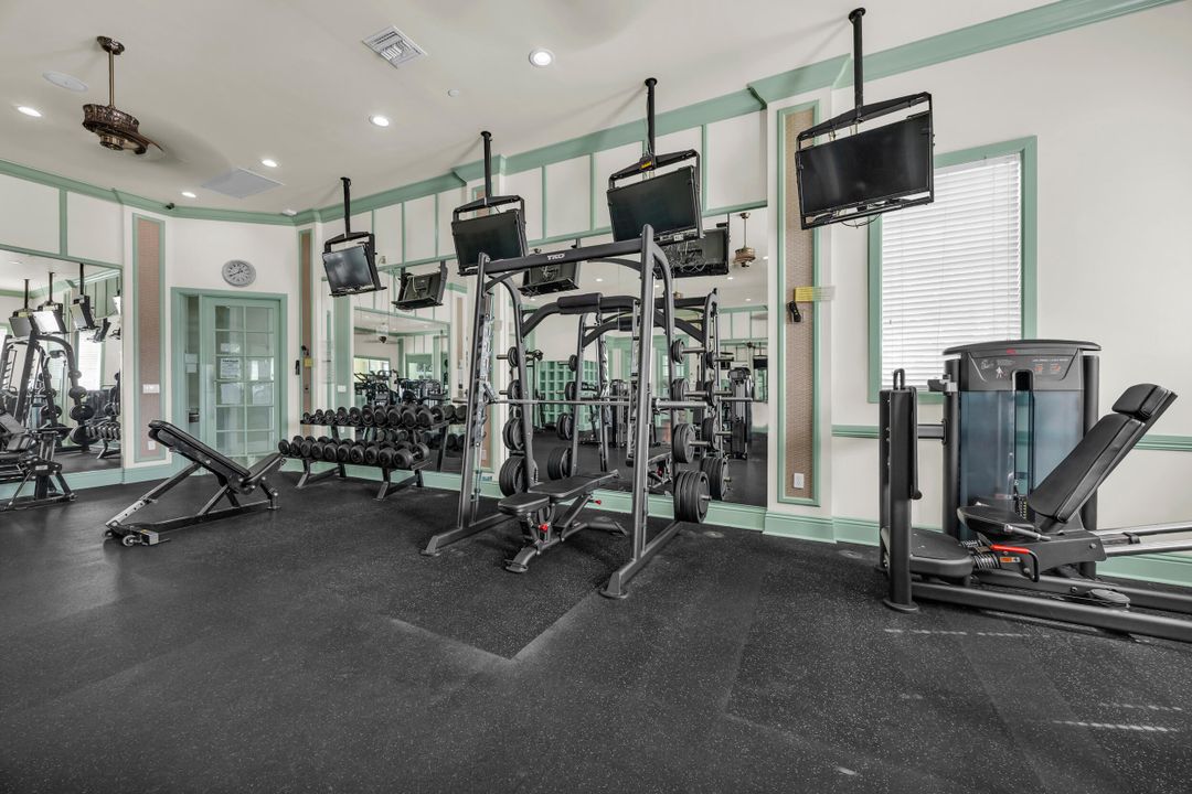 Active With Contract: $450,000 (3 beds, 2 baths, 2489 Square Feet)