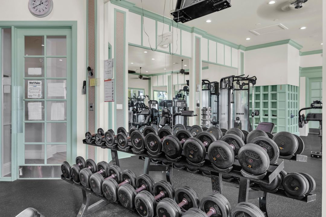 Active With Contract: $450,000 (3 beds, 2 baths, 2489 Square Feet)