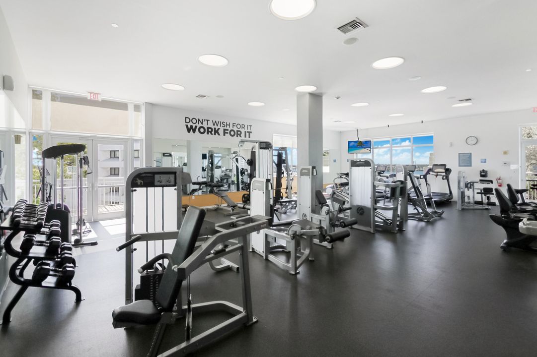 В аренду: $5,175 (2 спален, 2 ванн, 1222 Квадратных фут)