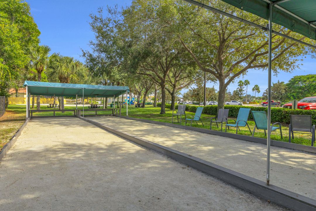 Active With Contract: $450,000 (3 beds, 2 baths, 2489 Square Feet)