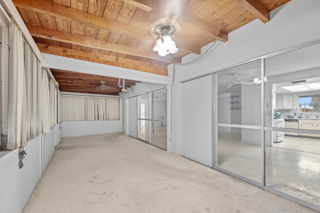 合同活跃: $315,000 (3 贝兹, 2 浴室, 1476 平方英尺)