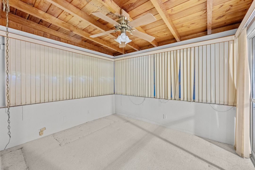 合同活跃: $315,000 (3 贝兹, 2 浴室, 1476 平方英尺)