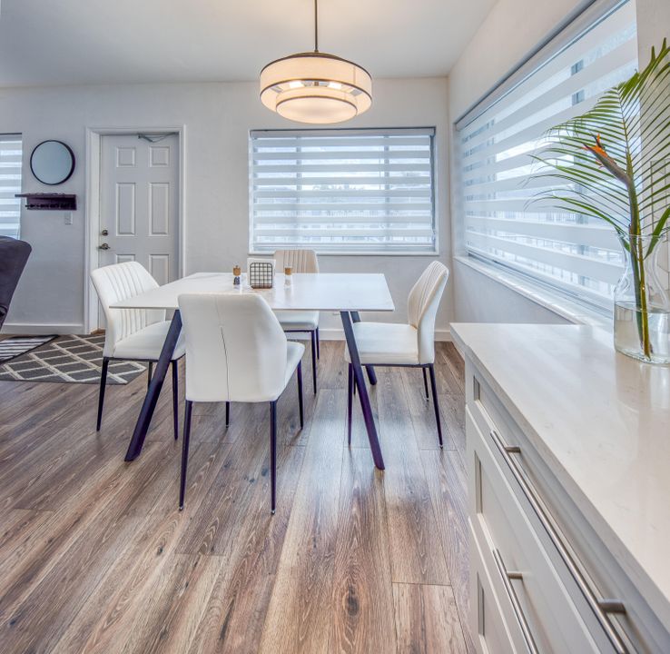 For Sale: $159,000 (2 beds, 2 baths, 826 Square Feet)