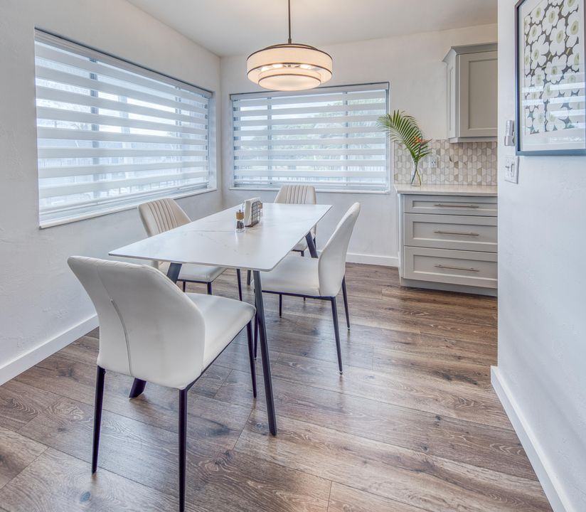 For Sale: $159,000 (2 beds, 2 baths, 826 Square Feet)