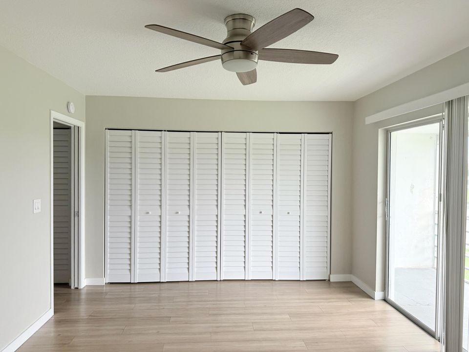 Под контрактом: $1,495 (1 спален, 1 ванн, 684 Квадратных фут)