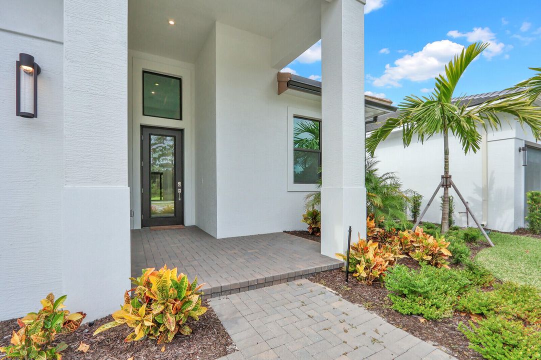 En Venta: $849,000 (3 camas, 3 baños, 2289 Pies cuadrados)