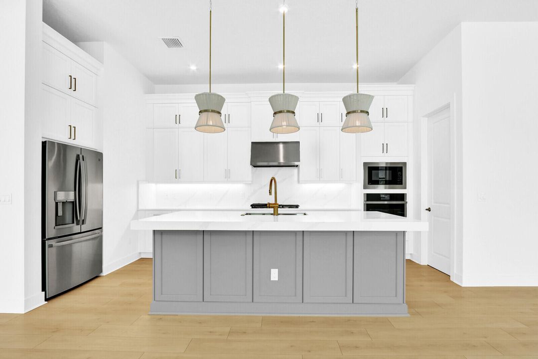 En Venta: $849,000 (3 camas, 3 baños, 2289 Pies cuadrados)