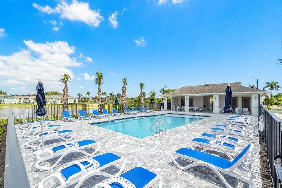 出租: $3,400 (4 贝兹, 2 浴室, 1750 平方英尺)