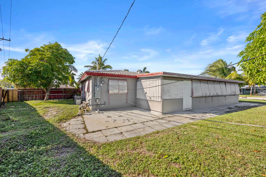 合同活跃: $315,000 (3 贝兹, 2 浴室, 1476 平方英尺)