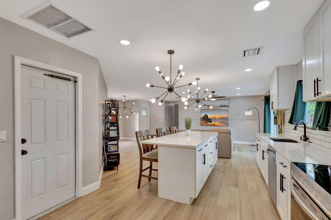 For Sale: $489,500 (4 beds, 2 baths, 1395 Square Feet)