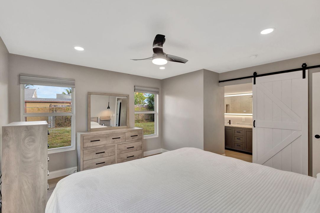 For Sale: $489,500 (4 beds, 2 baths, 1395 Square Feet)