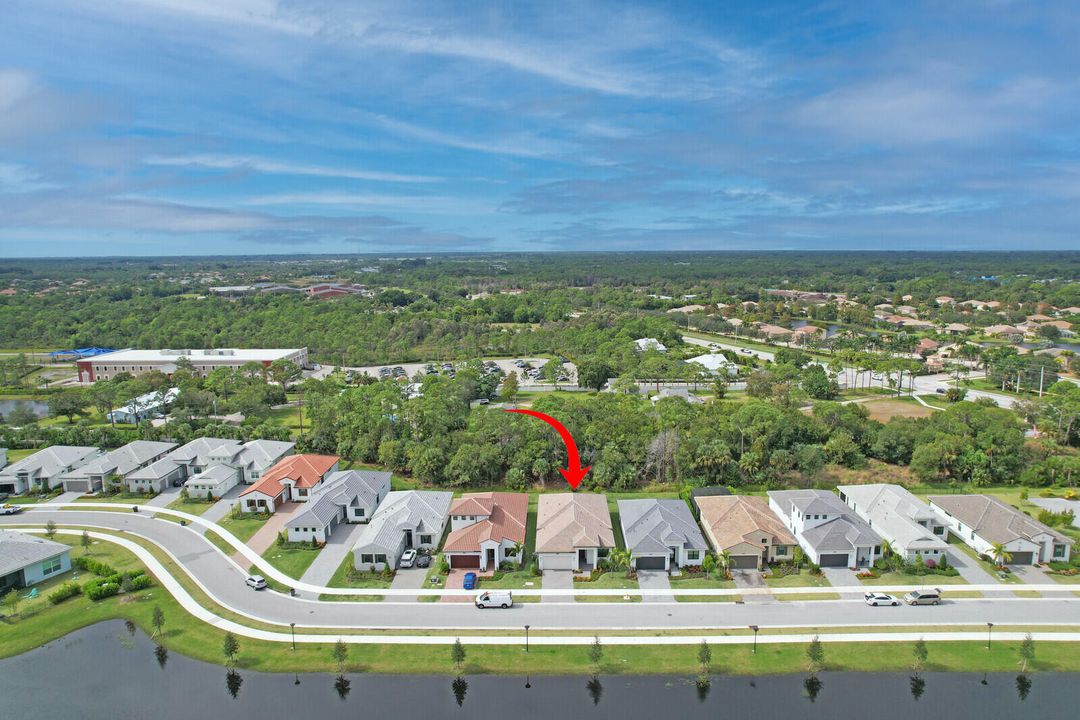 En Venta: $849,000 (3 camas, 3 baños, 2289 Pies cuadrados)