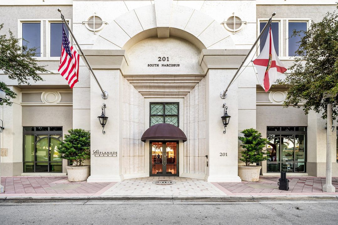 待售: $6,875,000 (4 贝兹, 4 浴室, 5413 平方英尺)