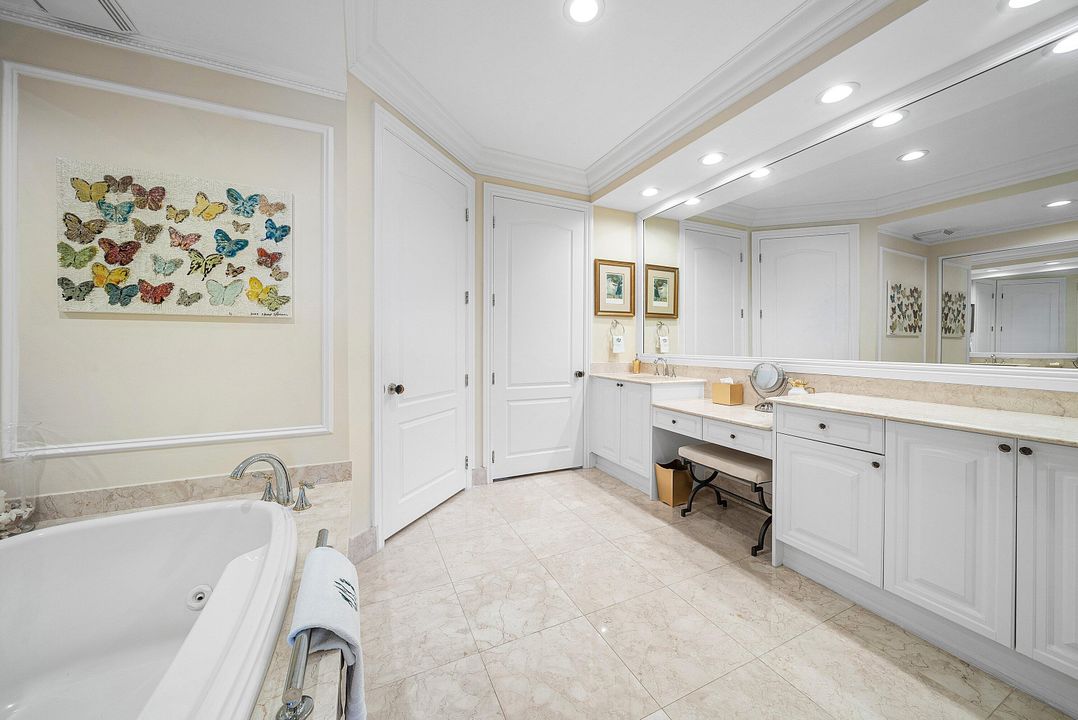 待售: $6,875,000 (4 贝兹, 4 浴室, 5413 平方英尺)