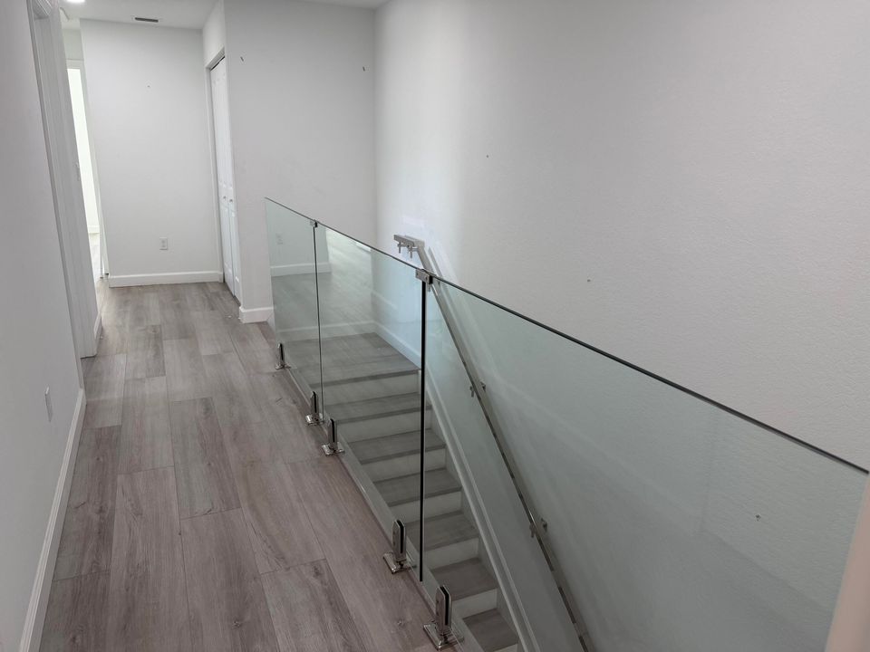 出租: $3,400 (4 贝兹, 2 浴室, 1750 平方英尺)