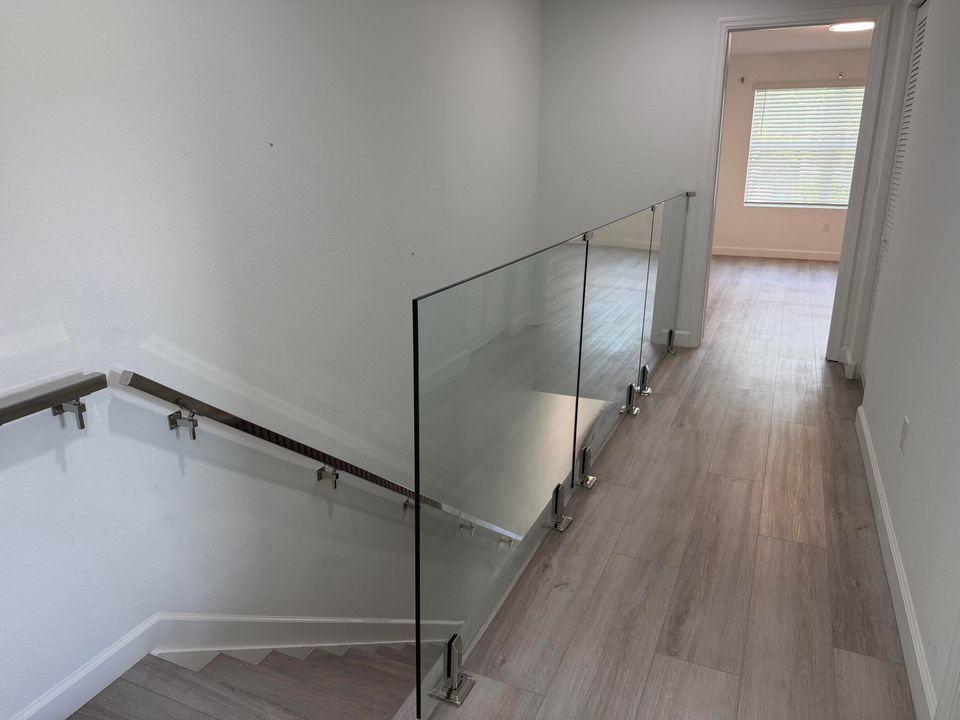 出租: $3,400 (4 贝兹, 2 浴室, 1750 平方英尺)